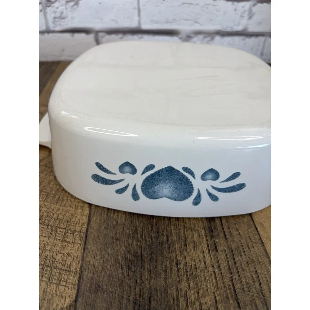 CORNING WARE BLUE HEARTS 2 Qt Casserole Dish A-2-B With Lid Near Mint
